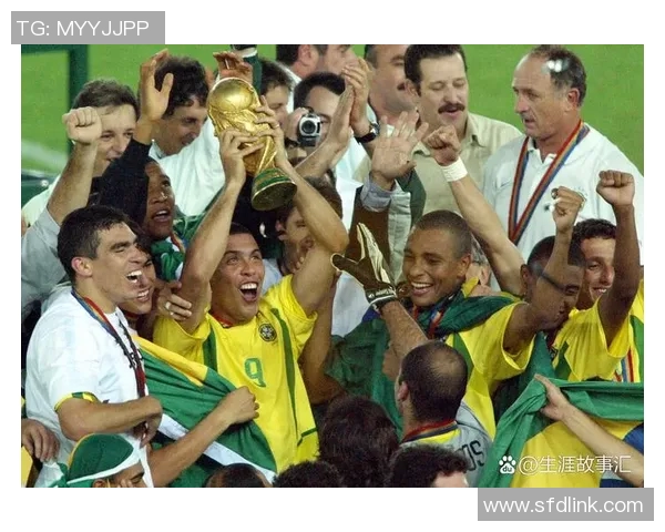 欧洲杯那些感动瞬间：镜头下的泪水与荣耀交织